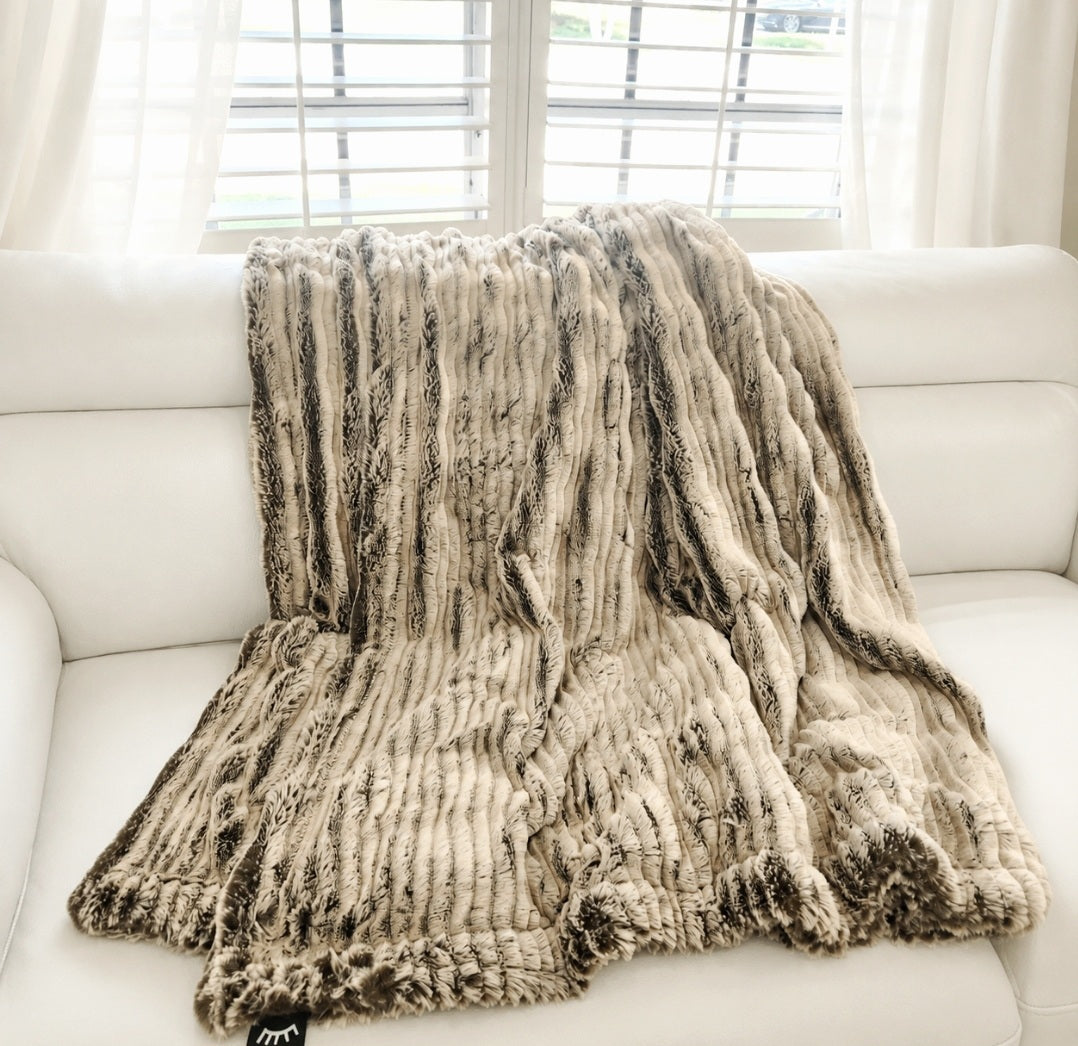 Truffle Signature Throw