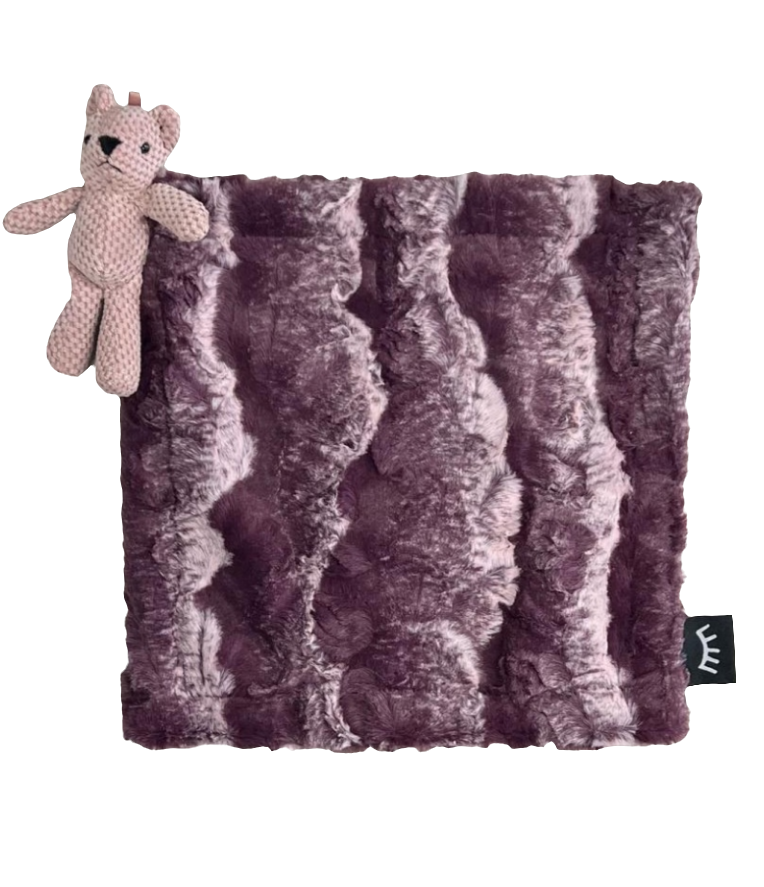 Summit Merlot Bear Lovey
