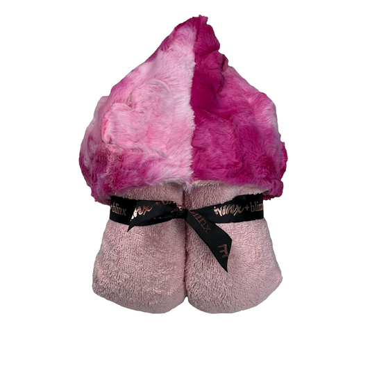 Winx & Blinx Blackberry Sorbet Fur Hooded Towel Winx & Blinx Blackberry Sorbet Fur Hooded Towel